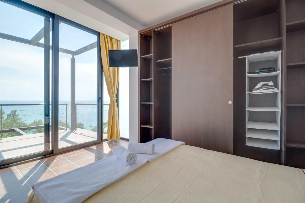 VILLA SEA VIEW THREE BEDROOMS Room, Kalma Villas, Halkidiki