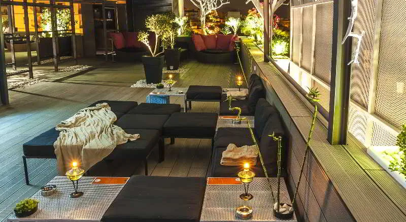 Terrace, UNA Hotel One Spa&Wellness, Catania