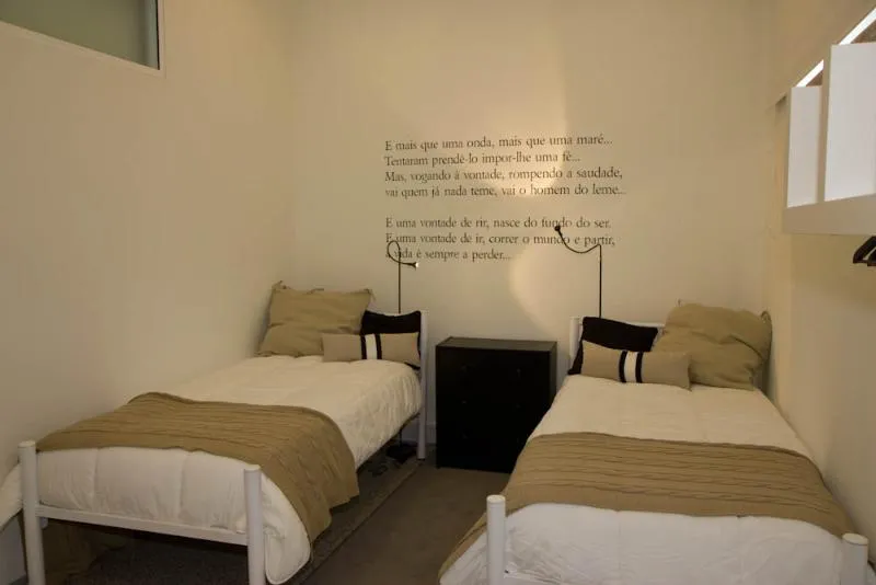 DOUBLE SINGLE USE Shared external bathroom Room, Turismo do Seculo, Lisbon