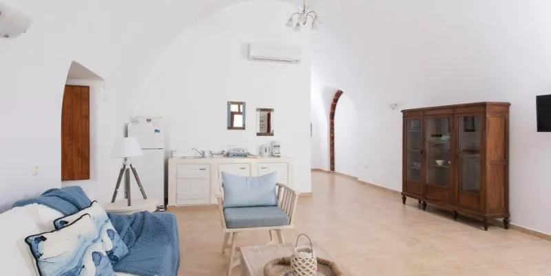 SUITE HONEYMOON Room, Estate 1896, Santorini