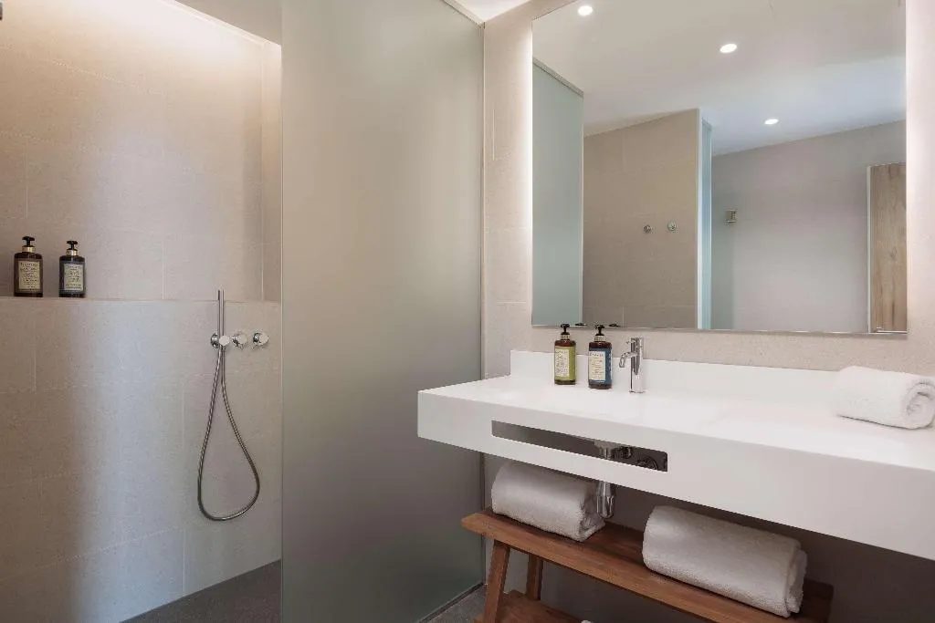 SUITE EXECUTIVE SEA VIEW Room, Tembo Barcelona, Barcelona