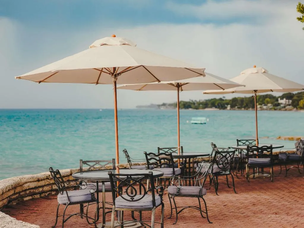 Bar, Fairmont Royal Pavilion, Barbados