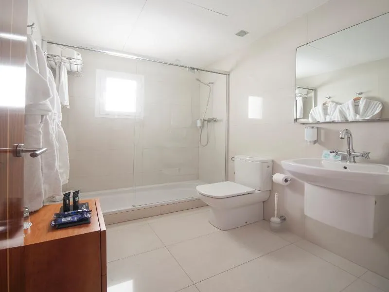 Double or Twin SEA VIEW Room, Portofino Mallorca, Majorca