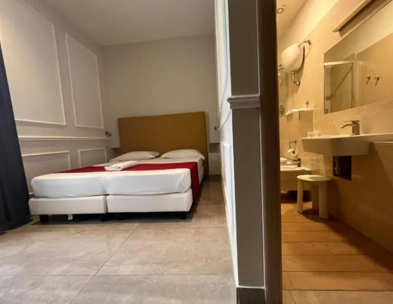Double or Twin ECONOMY Room, Napolit'amo Hotel Principe, Naples