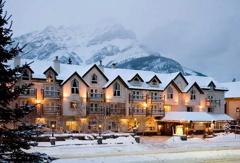 General view, Rundlestone Lodge Banff, Calgary, Alberta