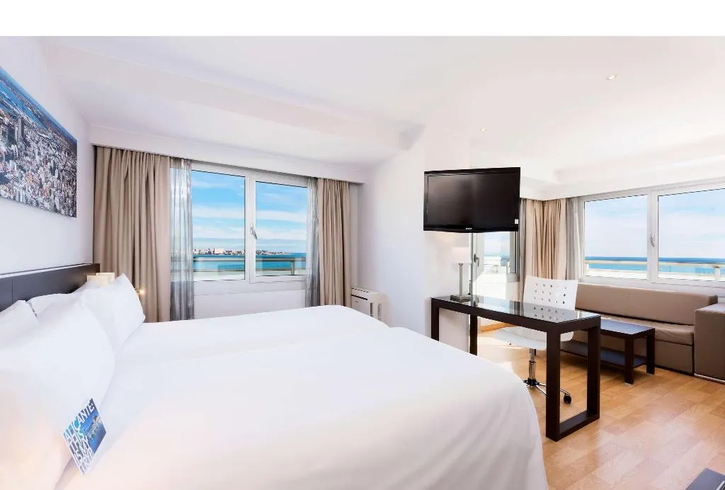 TRIPLE SUPERIOR Room, Hotel Alicante Gran Sol Affiliated by Melia, Costa Blanca