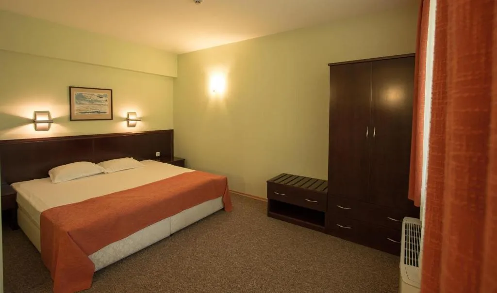 STUDIO WITH BALCONY Room, Divesta, Varna