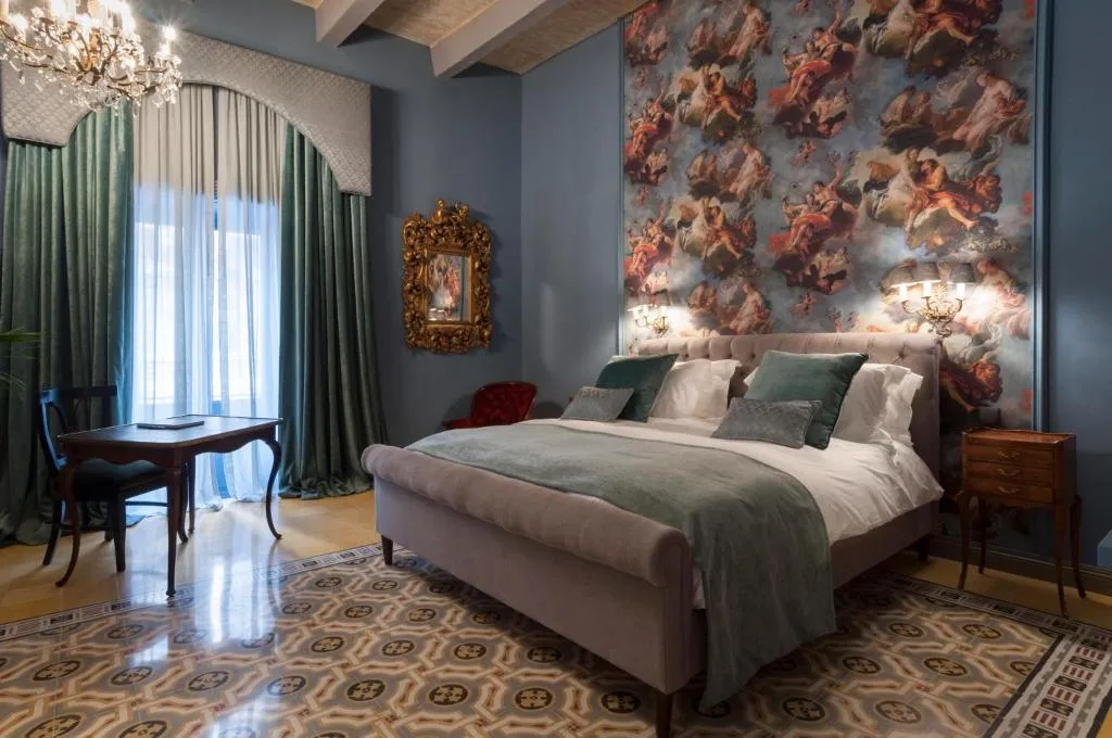 SUITE KING SIZE BED Room, The Coleridge, Malta