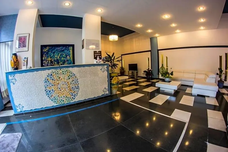 Lobby, La Piramide, Taormina