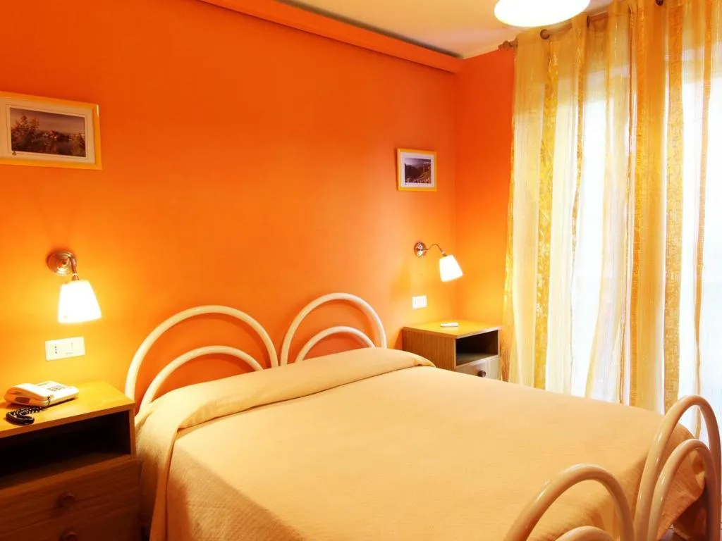 DOUBLE WITH BALCONY Room, Inn Piero, Taormina
