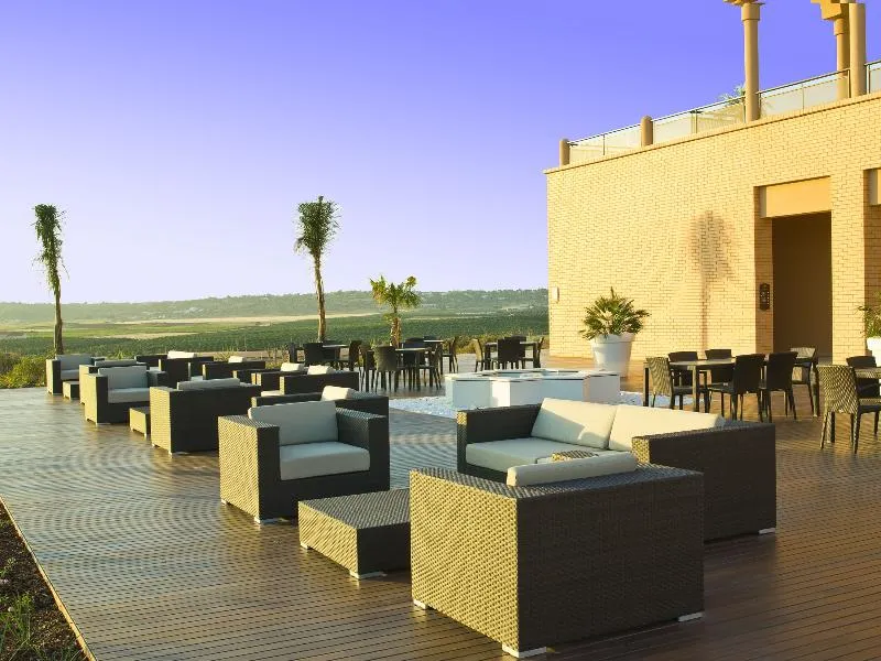 Terrace, Amendoeira Golf Resort, Algarve