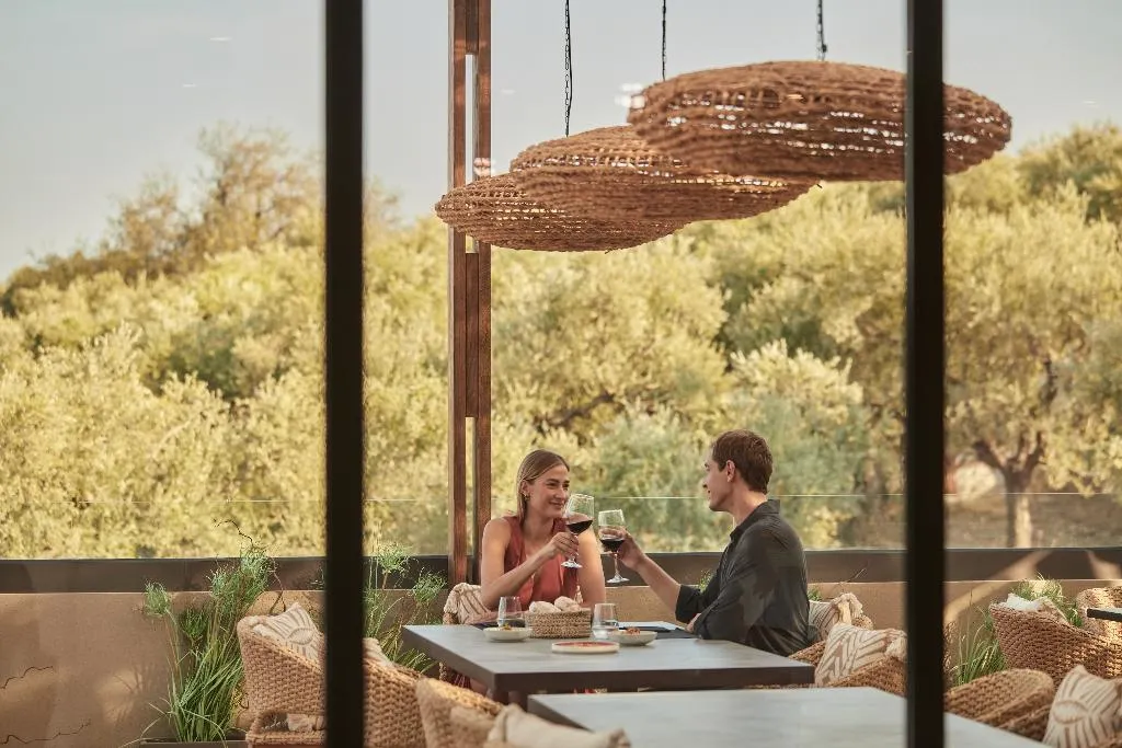 Restaurant, King Jason Zante – Designed For Adults, Zante