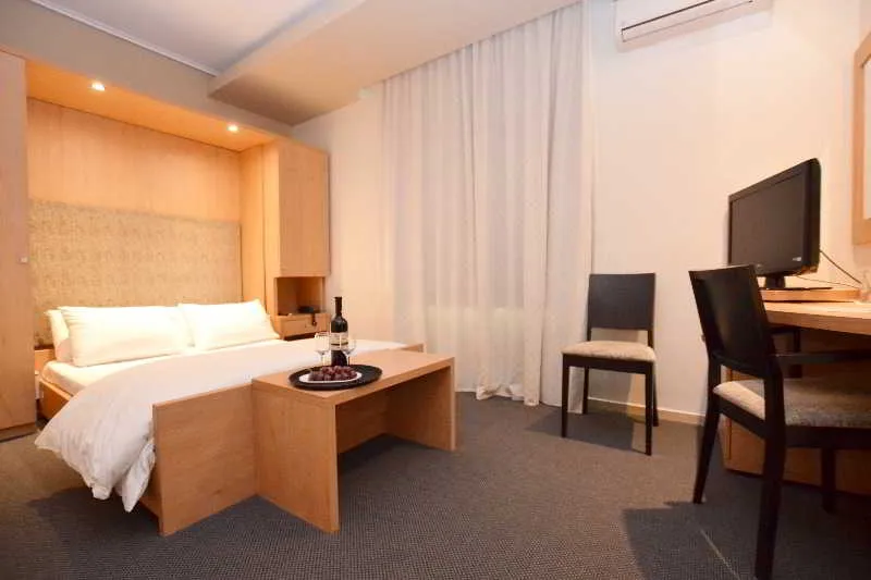 Room, Park, Halkidiki