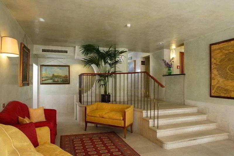 Lobby, Palazzo Del Giglio, Venice