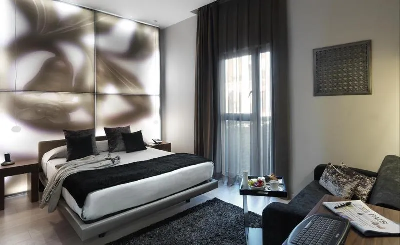 SINGLE DELUXE Room, España Ocean Drive Newly Renovated, Barcelona