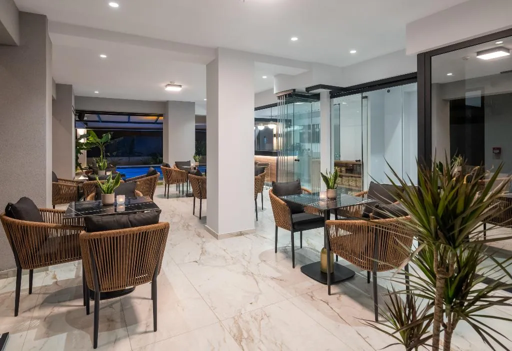 Bar, Captain Napoleon Paterakis CNP Luxurious Suites, Crete