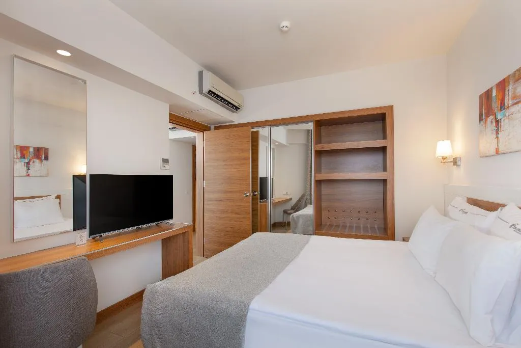 FAMILY ROOM STANDARD Room, Grand Park Lara, Antalya