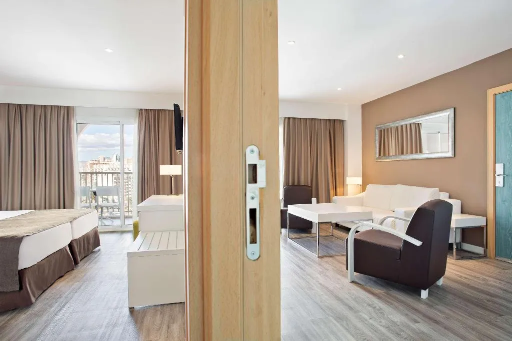 FAMILY ROOM STANDARD Room, Sol Pelicanos Ocas, Costa Blanca