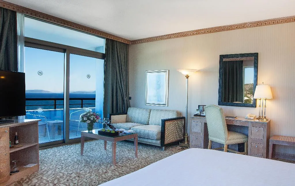 JUNIOR SUITE SEA VIEW Room, Sheraton Cesme Resort Hotel & SPA, Izmir