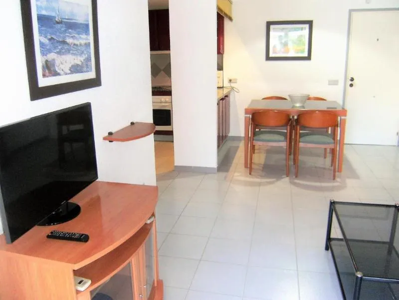 APARTMENT POOL VIEW TWO BEDROOMS Room, Illa Mar d'Or, Costa Brava