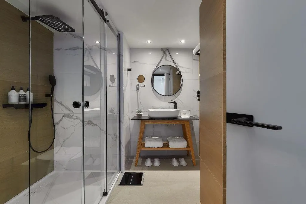 Room, Enorme Santanna Island, Crete