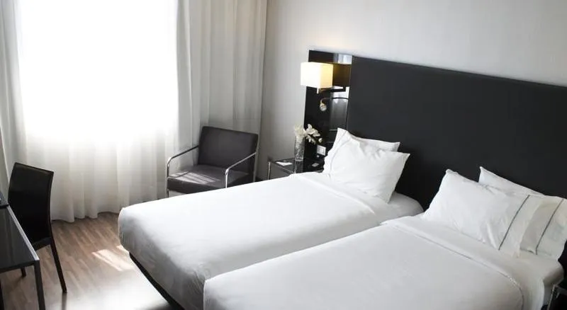 Room, AC Madrid Feria, Madrid