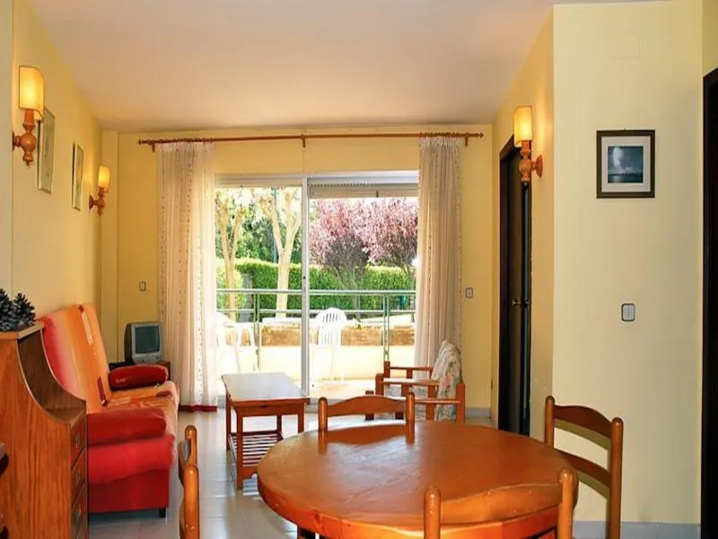 APARTMENT THREE BEDROOMS Room, Medes Park, Costa Brava
