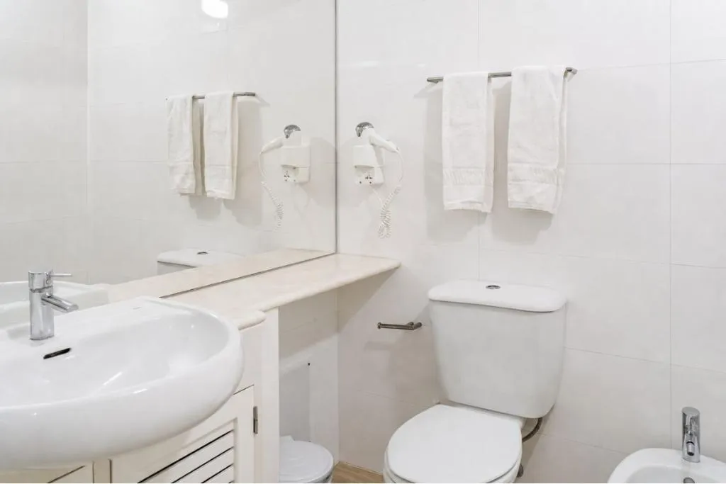 APARTMENT CAPACITY 3 ONE BEDROOM Room, Vitors Plaza, Algarve