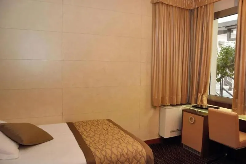 SINGLE STANDARD Room, LH Hotel Sirio Venice, Venice