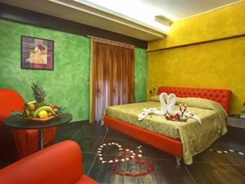 JUNIOR SUITE WITH BALCONY Room, Abalon Pompei Resort, Naples