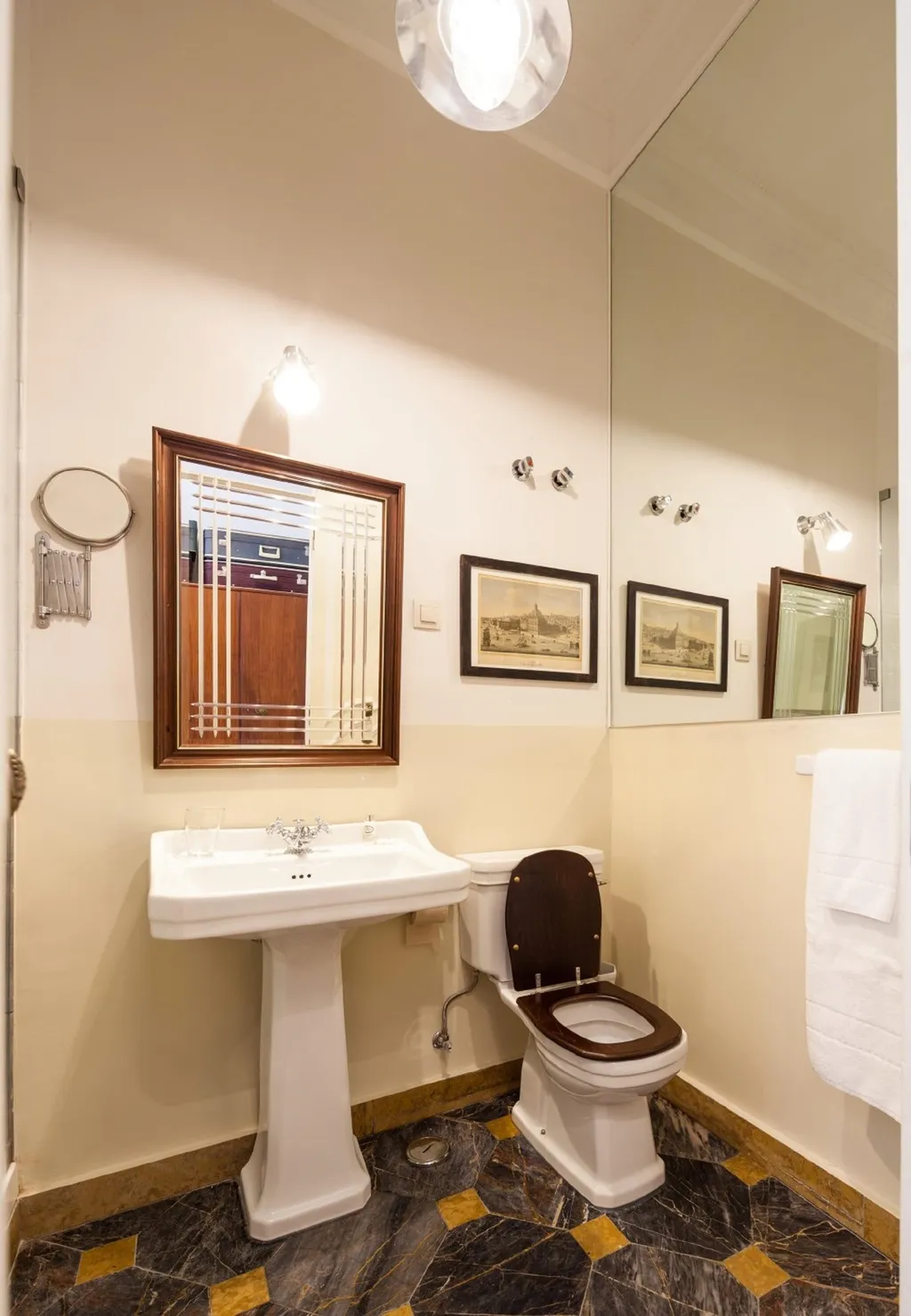 DOUBLE SUPERIOR WITH VIEWS Room, The Independente Suites & Terrace, Lisbon