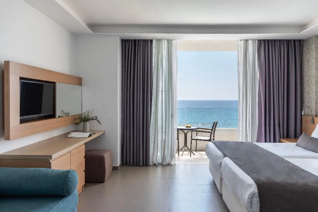 FAMILY ROOM SEA VIEW Room, Royal Apollonia, Cyprus