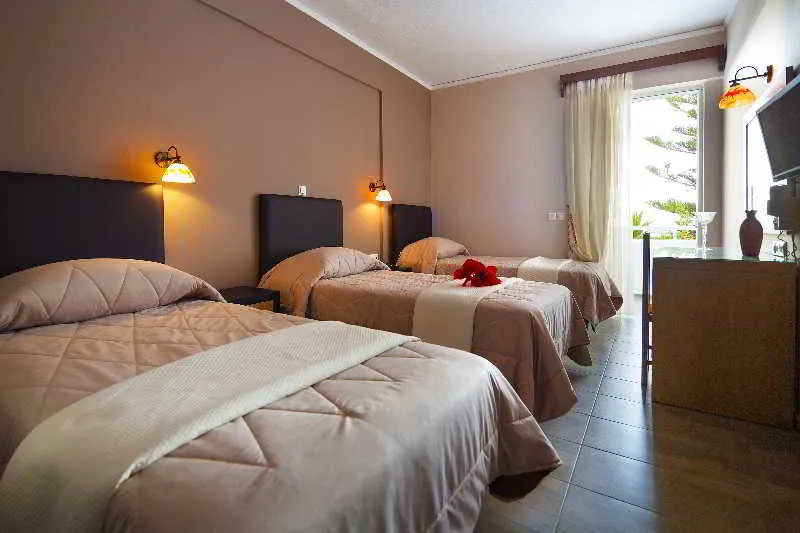 TRIPLE SEA VIEW Room, Kyparissia Beach, Athens