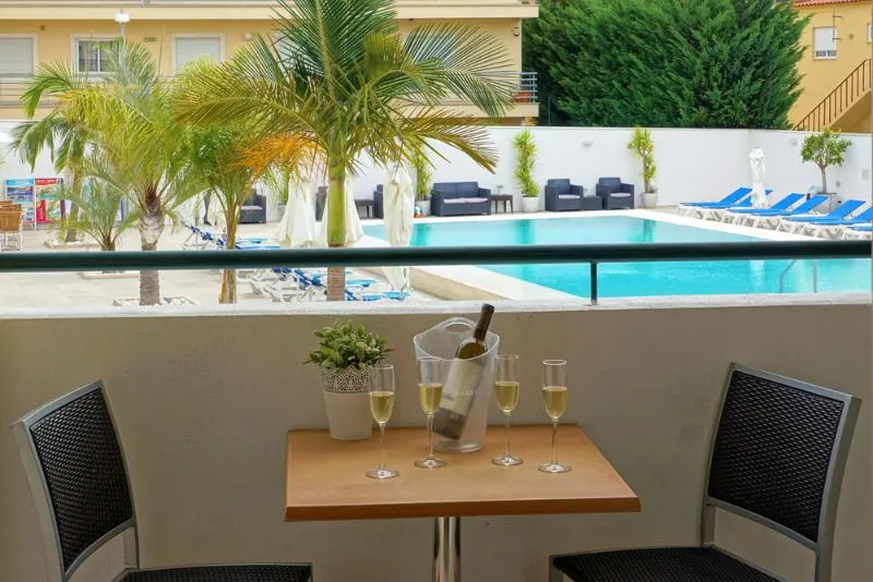 APARTMENT POOL VIEW ONE BEDROOM Room, Novochoro Apartments, Algarve