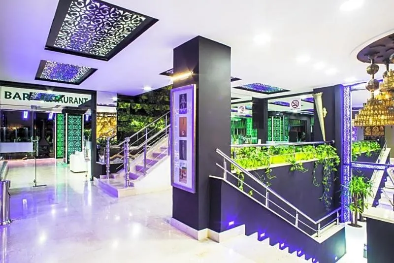 Lobby, Tanjah Flandria, Tangier