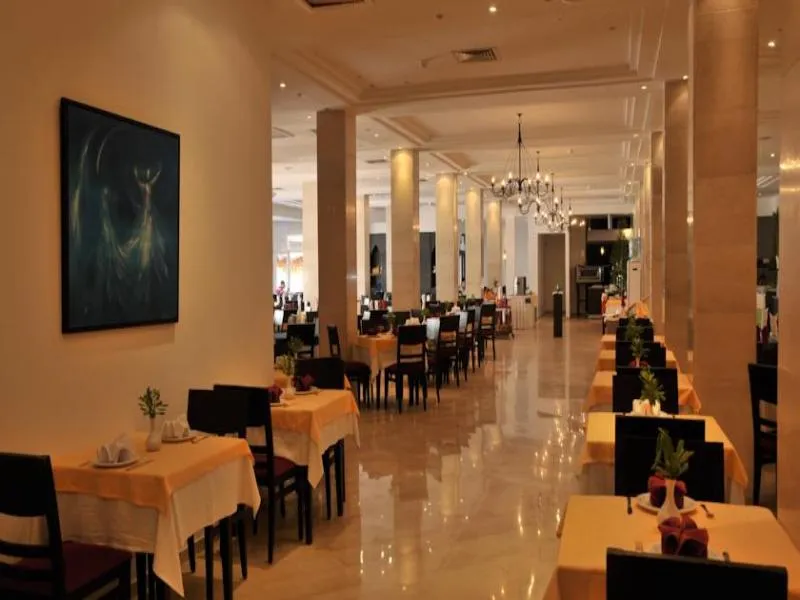 Restaurant, La Couronne, Tunisia