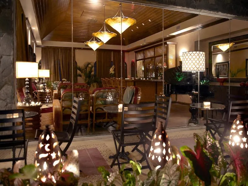 Bar, Rendezvous, St Lucia