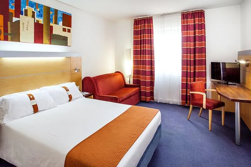 SINGLE STANDARD Room, Holiday Inn Express Lisbon-Oeiras, Lisbon