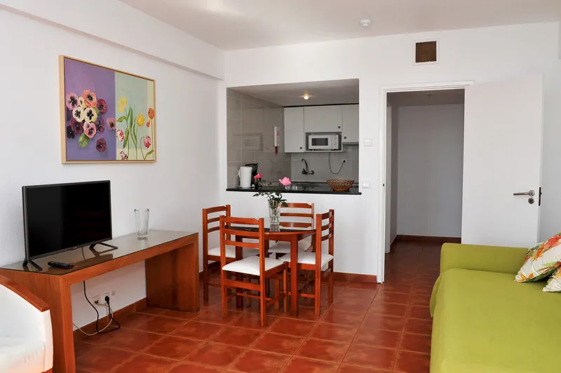 APARTMENT CAPACITY 4 Room, Florasol Residence Hotel, Madeira