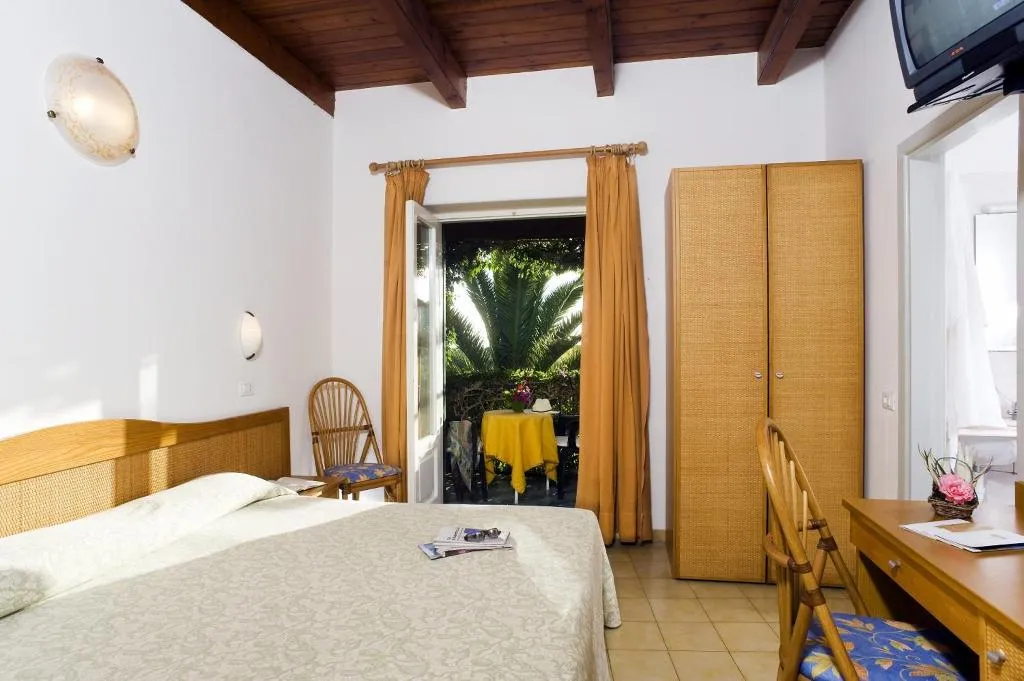 Double or Twin CLASSIC Room, Villa Angela Terme, Naples