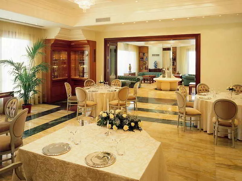 Restaurant, LH Hotel Domus Caesari, Rome