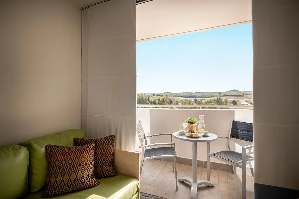 JUNIOR SUITE STANDARD Room, Valamar Diamant Hotel, Istria