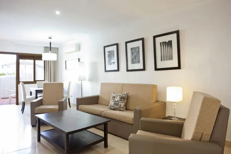 APARTMENT CAPACITY 5 TWO BEDROOMS Room, Ecuador Park, Costa Del Sol