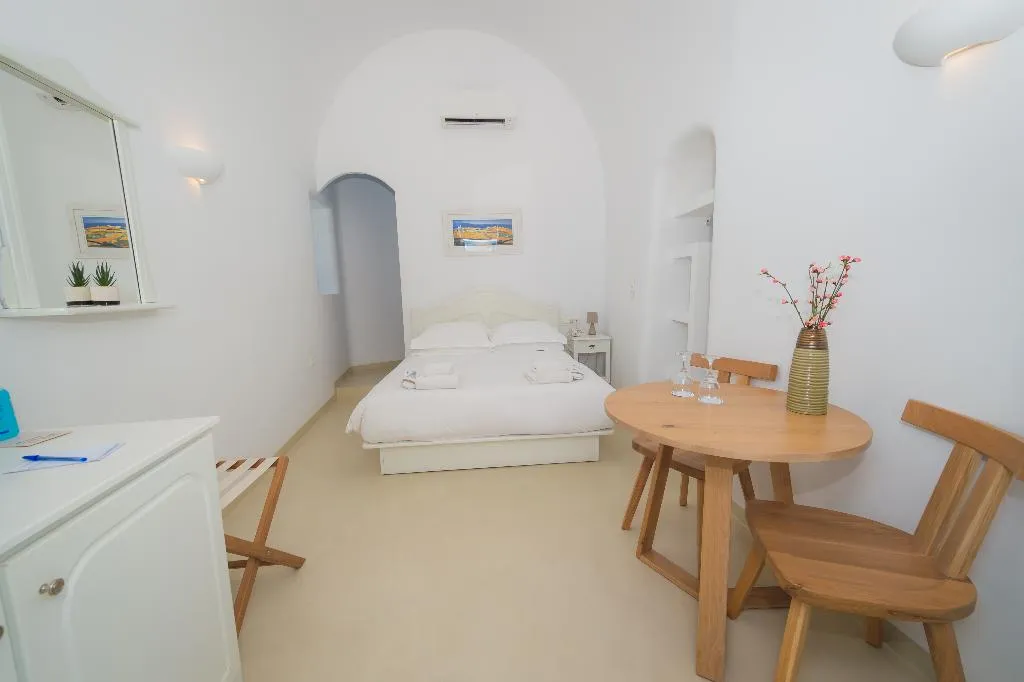DOUBLE SEA VIEW Room, Pantelia Suites, Santorini