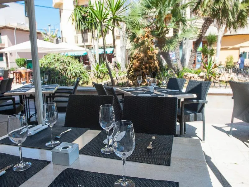 Terrace, Louty Golea, Majorca