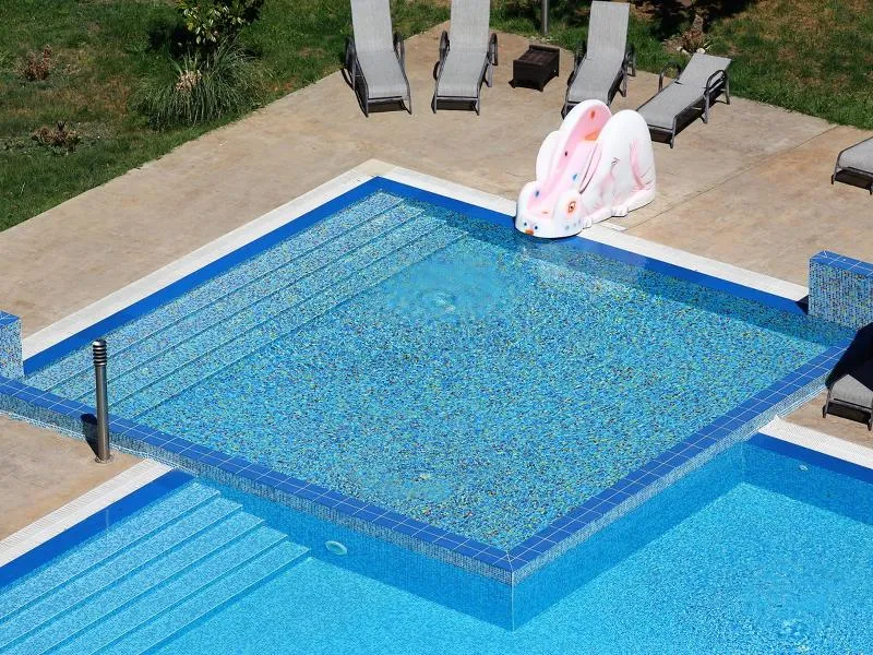 Pool, Golden Line, Varna