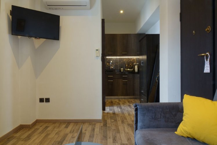 Athens Version Luxury Suites, Athens