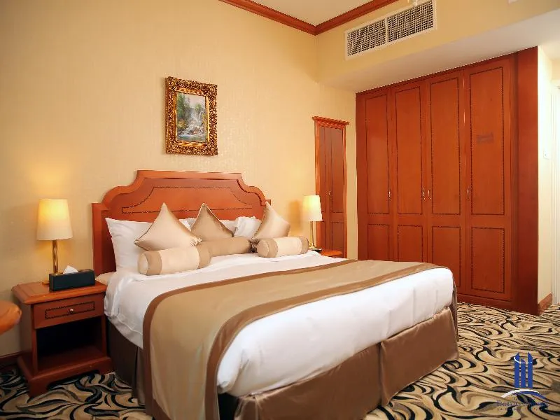 Double or Twin RUN OF HOUSE Room, Emirates Concorde Hotel & Residence, Dubai