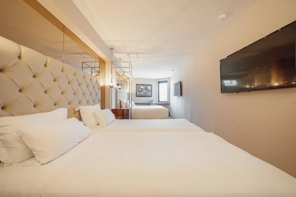 FAMILY ROOM STANDARD Room, ABC Hotel Porto - Boavista, Porto