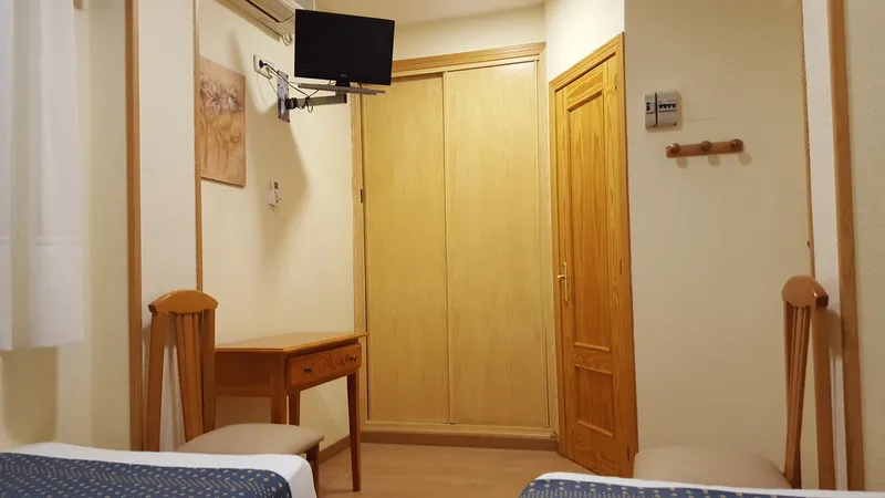 Double or Twin STANDARD Room, Cuatro Caños, Madrid